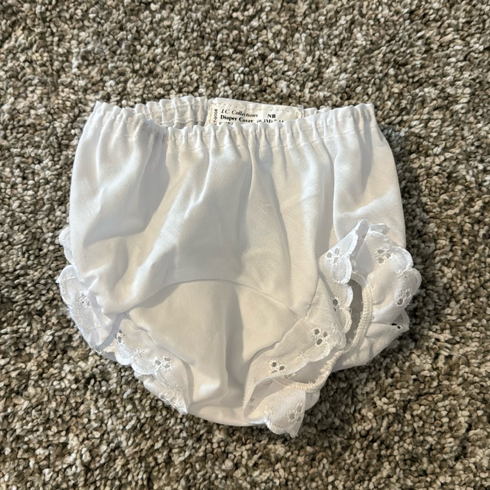 Eyelet Ruffle Diaper Cover